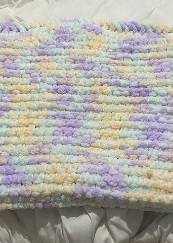 Çocuklar için Çok Renkli Örgü Battaniye - Görsel 6