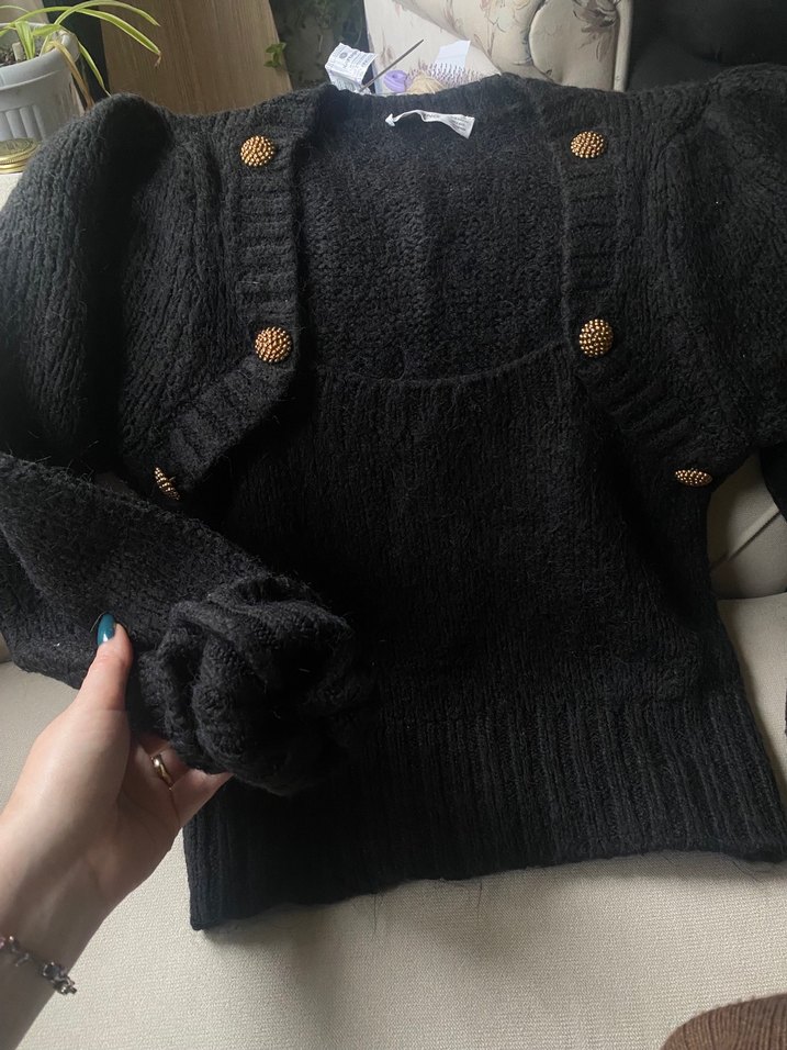 Mango düğme detaylı kazak - Görsel 3