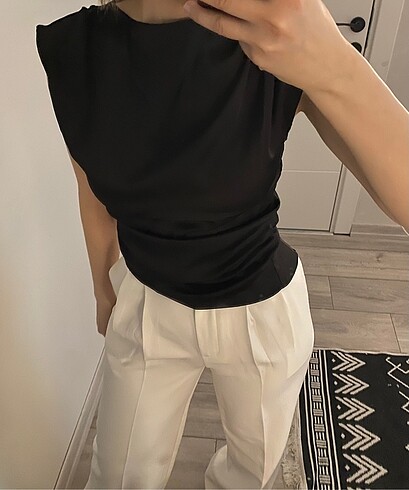 H&M Siyah Saten Bluz
