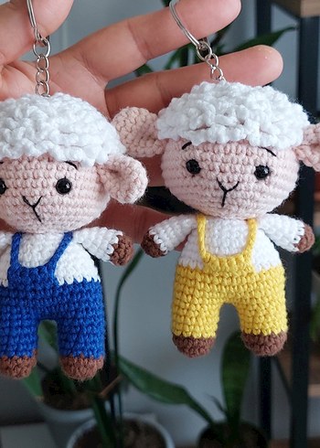 Beden Pastel Renkli El Örgüsü Kuzu Peluş Oyuncak