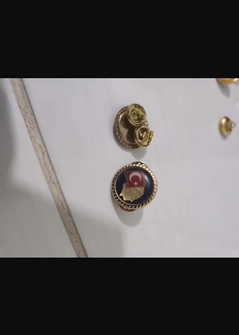 Altın Renkli Kadın Kol Düğmesi - Görsel 2