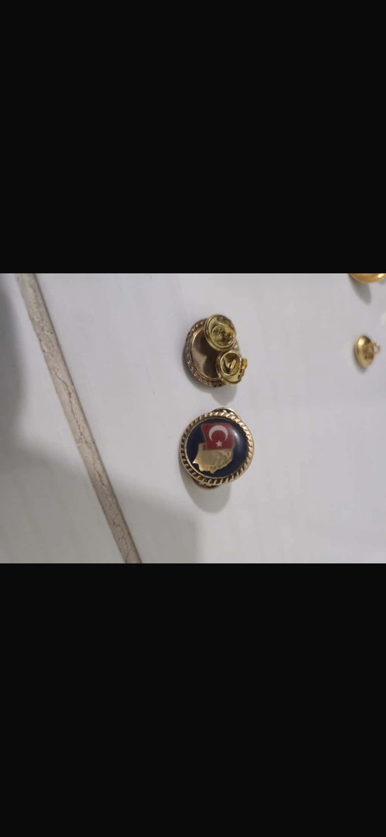 Altın Renkli Kadın Kol Düğmesi - Görsel 2