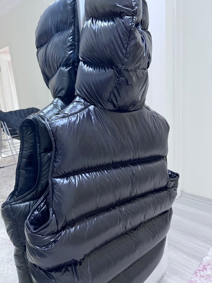 Zara sıfır etiketli kuş tüyü yelek - Görsel 4