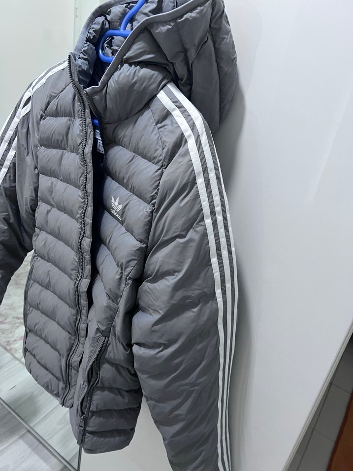 Orjinal Adidas az kulanılmış mont  yeni gibi - Görsel 2