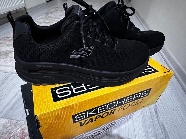 Ürün orjinal skechers. Watrproof  2/3 kez giyildi - Görsel 9