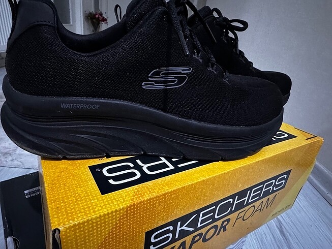 Ürün orjinal skechers. Watrproof  2/3 kez giyildi - Görsel 10