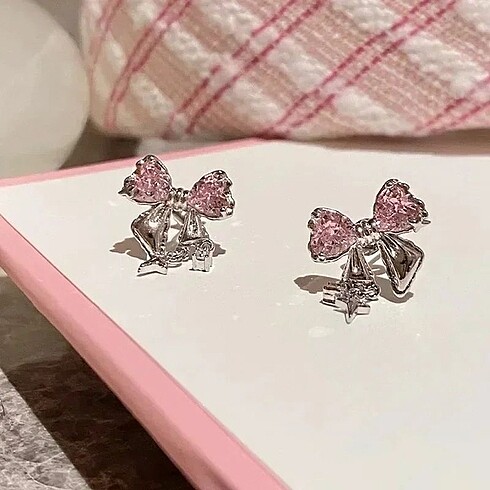 Pembe taşlı kurdele coquette küpe