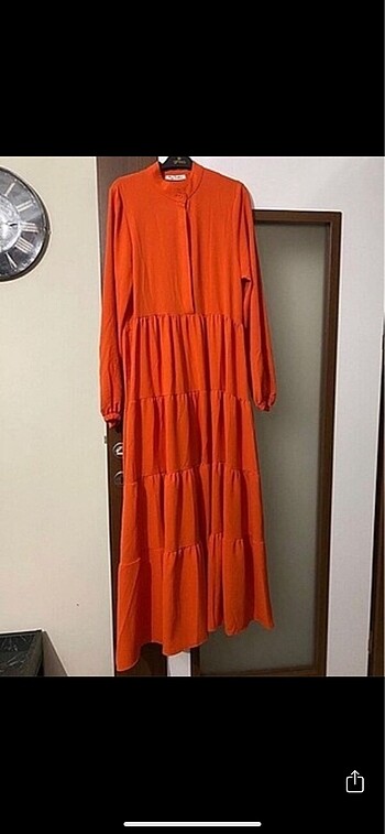 Terzi dükkanı aerobin (ayrobin)kumaş elbise