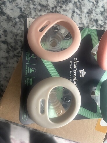  Beden Tommeetippee emzik