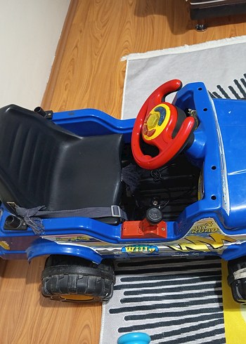 Hot Wheels Mavi Elektrikli Çocuk Araba akü şarj aleti yok alınacak