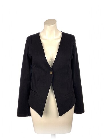 Diğer Blazer %70 İndirimli.