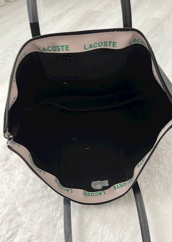 Lacoste Siyah Fermuarlı Kadın KOL ÇANTASI