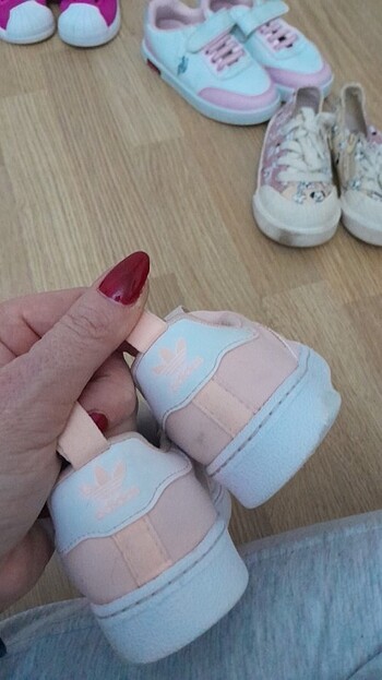 24 Beden pembe Renk Adidas kız çocuk spor ayakkabı 