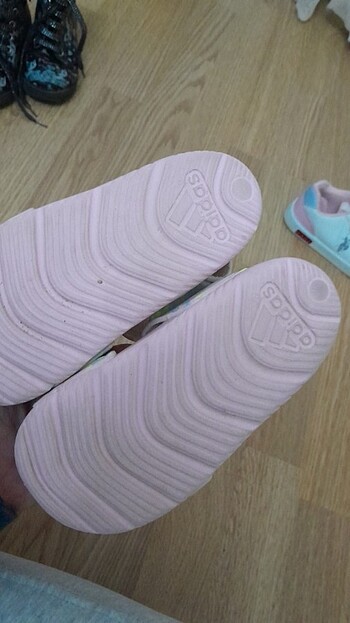 24 Beden pembe Renk Adidas kız çocuk sandalet spor ayakkabı