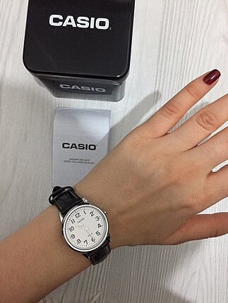Casio Siyah Deri Kordonlu Saat