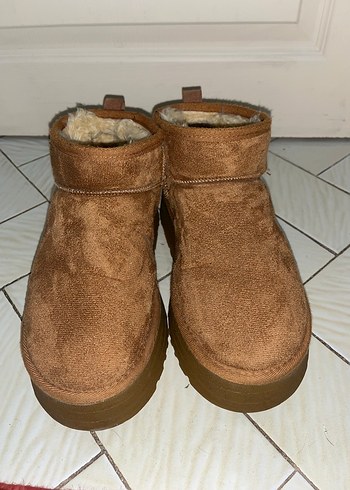 Kahverengi Ugg Bot - Görsel 3