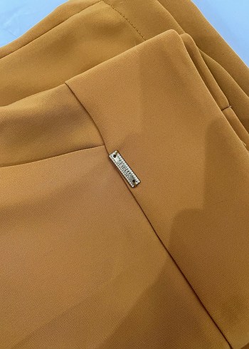 38 Beden Beli Kemerli Kadın Bej Kumaş Pantolon