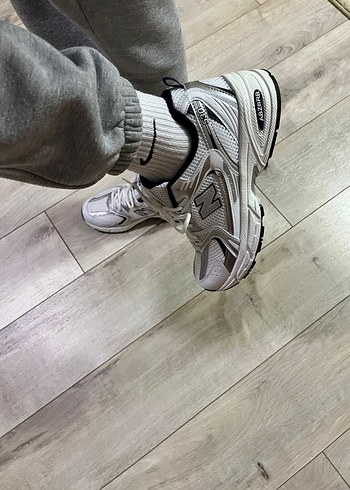 New Balance New Balance 530 Kadın Beyaz Gri Spor Ayakkabı