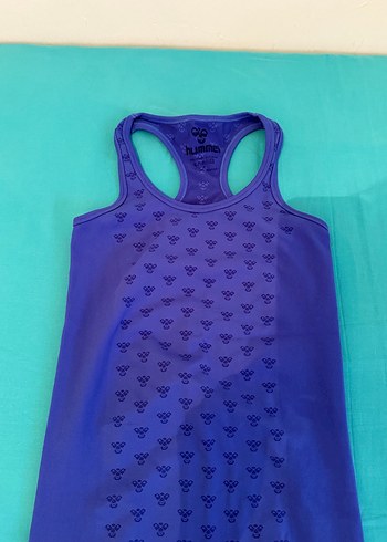 Hummel kadın atlet