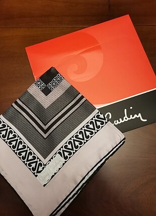 Pierre cardin eşarp 