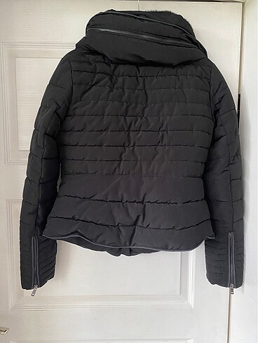 Zara Zara basic kürklü mont