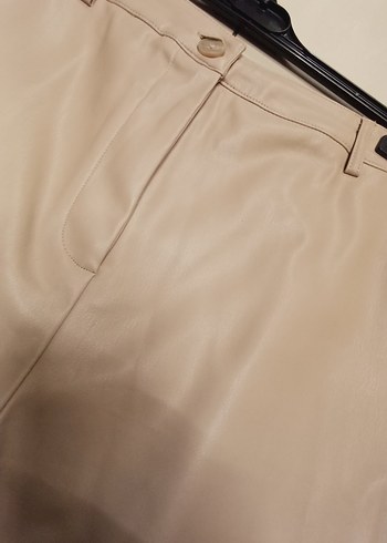 PRİMARK Düğmeli Bej Deri Mini Şort - Görsel 2