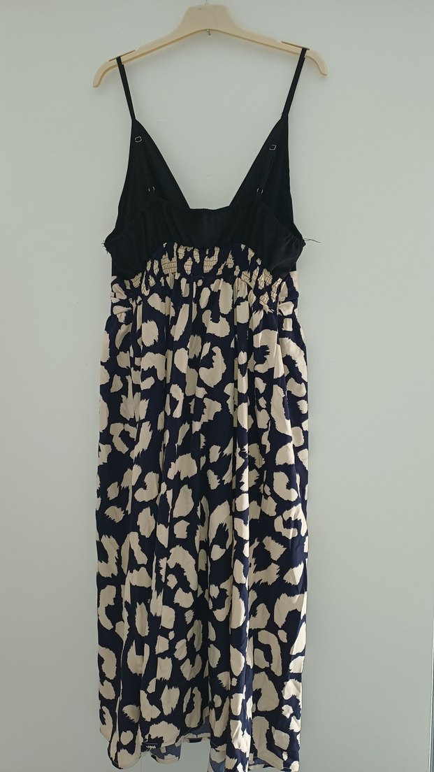 SHEİN Kuşaklı Desenli Elbisesi
44 bedene kadar olur - Görsel 5