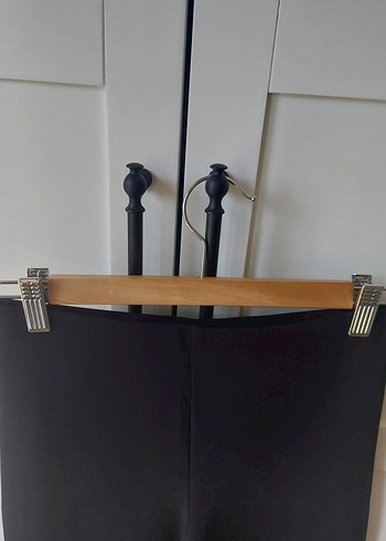 Siyah Pantolon - Görsel 3