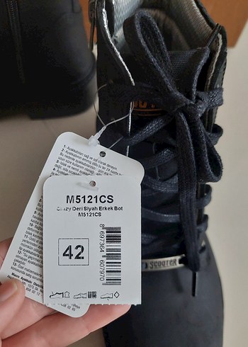 Siyah Erkek Bot - Görsel 4