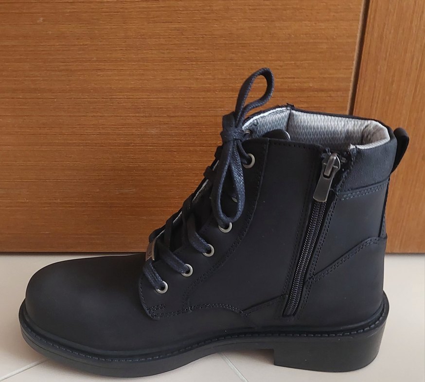 Siyah Erkek Bot - Görsel 5