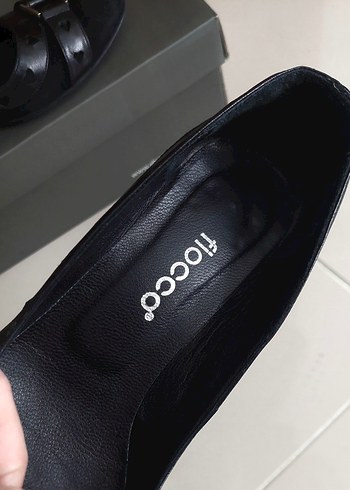 Siyah Topuklu Ayakkabı - Görsel 4