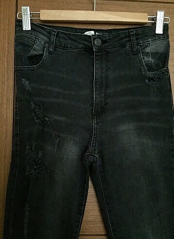 36 Beden siyah Renk Stradivarius jean