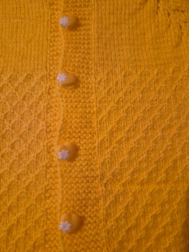 Kısa Kollu Sarı Örgü Kız Hırka - Görsel 2