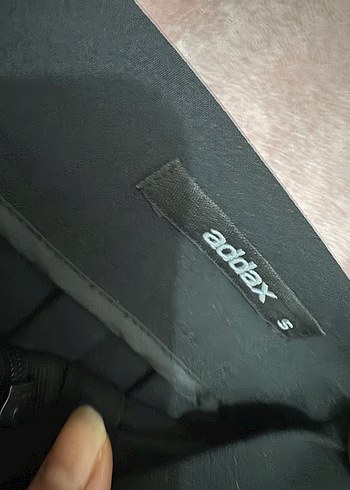 s Beden Siyah Pilili Mini Etek