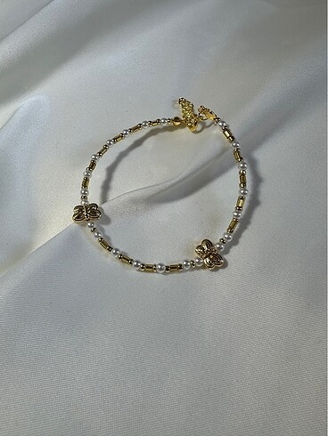 Gold butterfly bileklik