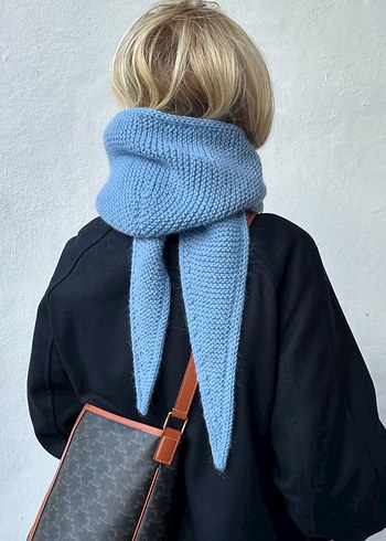 Mavi Örgü Kadın Atkı Kapüşonlu - Görsel 2