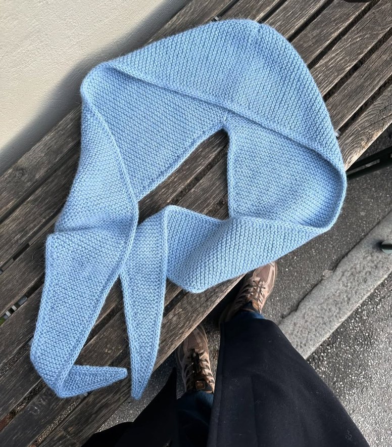 Mavi Örgü Kadın Atkı Kapüşonlu - Görsel 5