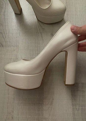 Beyaz Platform Topuklu Düz Kadın Abiye Ayakkabı - Görsel 2
