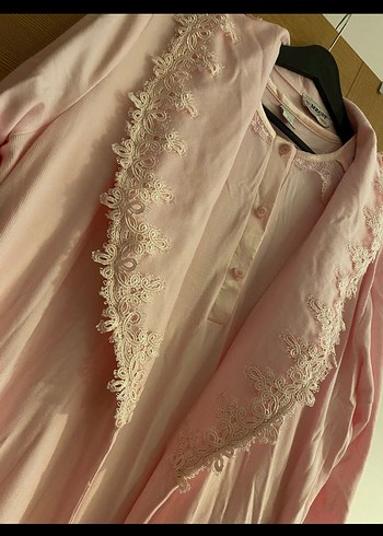 Pembe Düğmeli lohusa gecelik takım - Görsel 2