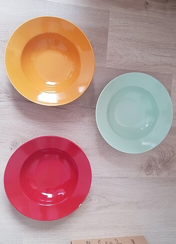 Keramika salat kasesi