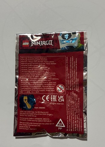 LEGO Ninjago Lloyd Figür - Görsel 2