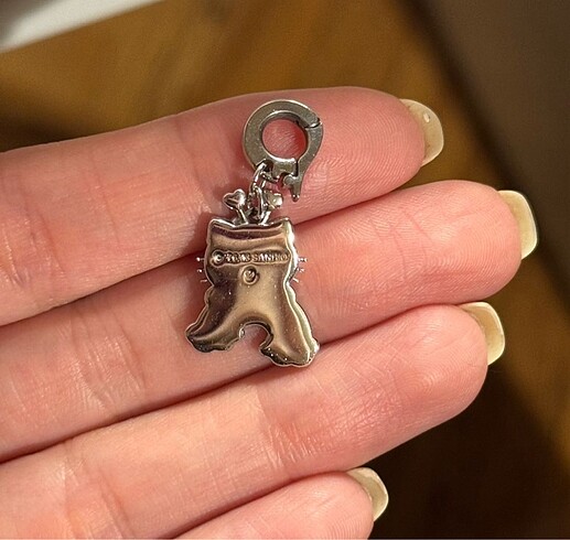 Beden Hello Kitty Swarovski Charm