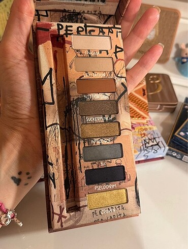 Beden Urban Decay Basquiat Far Paleti