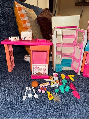 Beden Barbie Mutfak Vintage