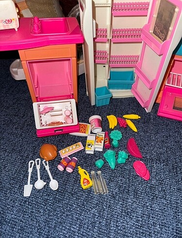 Beden Renk Barbie Mutfak Vintage