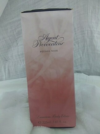 Agent provocateur petale noir luxurious body elixir 225 ml
