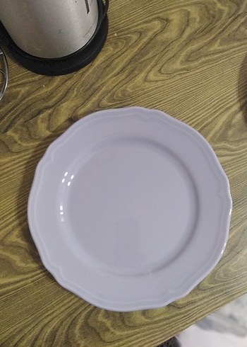 Beyaz Düz Yuvarlak Porselen Tabak