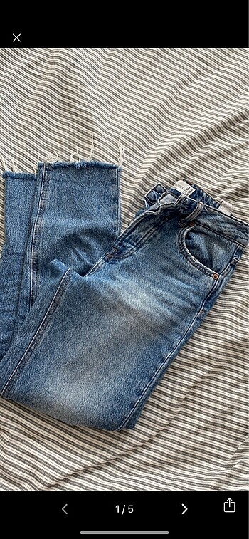 32 Beden lacivert Renk Stradivarius mom jean