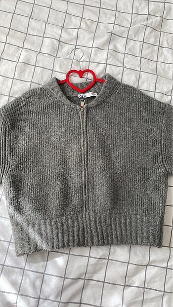 Zara Zara gri triko fermuarlı hırka