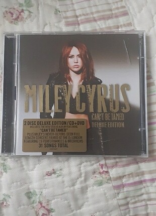 Miley Cyrus - Can't Be Tamed